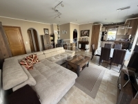 Mogyoród Einfamilienhaus - 142.000.000 HUF