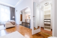 Budapest VI. kerület Lakás (téglaépítésű) 10