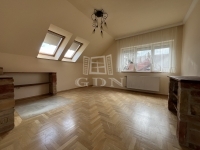 Budapest XVI. kerület Ikerház 30