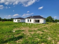 Gencsapáti Családi ház 11