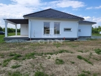 Gencsapáti Családi ház 10