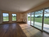 Gencsapáti Családi ház 14