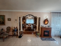 Eladó családi ház Budapest XVI. kerület, 195m2