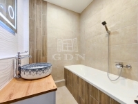 Zalaegerszeg Lakás (csúsztatott zsalu) 19