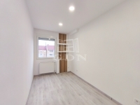 Zalaegerszeg Lakás (csúsztatott zsalu) 39