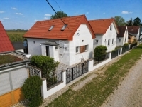 Lipót Családi ház 13