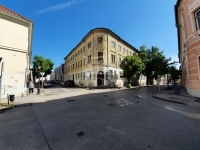 出租 办公室 Székesfehérvár, 75m2