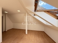 Székesfehérvár Iroda 18