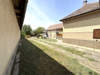 Péteri Családi ház 1