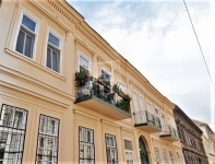 Eladó lakás (téglaépítésű) Budapest VI. kerület, 78m2