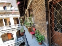 Eladó lakás (téglaépítésű) Budapest VI. kerület, 60m2