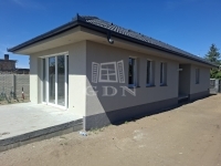 Gyál 家庭别墅 8