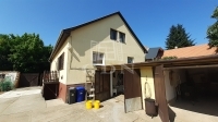 Debrecen 家庭别墅 6