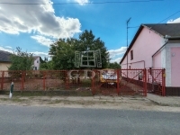 Debrecen 家庭别墅 3