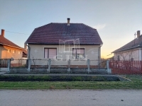 Görbeháza Családi ház 0