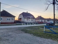 Görbeháza Családi ház 3