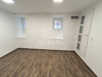 Kiadó üzlethelyiség Budapest, IX. kerület, 16m2