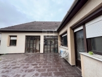 Bábolna 家庭别墅 8