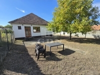 Nagybaracska Family House 24