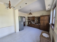 Nagybaracska Family House 10