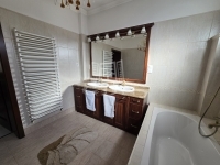 Nagybaracska Family House 15