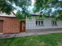 Eladó családi ház Baja, 92m2