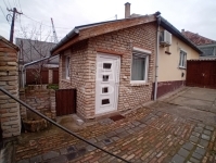 出卖 家庭别墅 Baja, 90m2