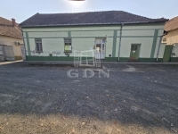 Kunbaja Üzlethelyiség 2