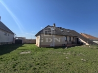 Madaras 家庭别墅 9