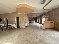 Nagybaracska Üzlethelyiség 3