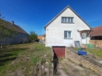 Bátmonostor 家庭别墅 9