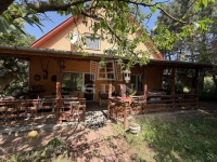 For sale family house Erdőkertes, 218m2