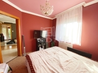 Pécel 双面别墅 4