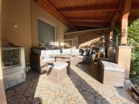 Pécel 双面别墅 12