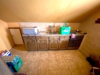 Szentlőrinckáta Family House 10