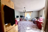 Szentlőrinckáta Family House 1