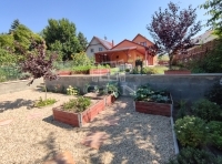 Erdőkertes Családi ház 0