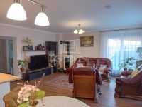 Telki 联排别墅 4