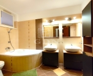 Budapest X. kerület 公寓房（砖头） 1