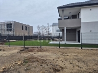 Dunaharaszti 双面别墅 13