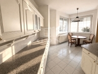 Budapest III. kerület 公寓房（砖头） 5