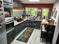 Szigetmonostor Family House 1