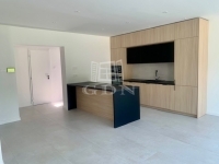 Törökbálint Совмещенный дом 4