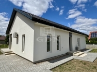 Baracska 家庭别墅 0