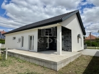 Baracska 家庭别墅 - 85.000.000 HUF