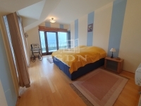 Balatonakali 家庭别墅 24