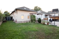 Érd 双面别墅 17