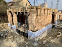 Törökbálint Совмещенный дом 3