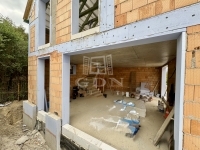 Törökbálint Совмещенный дом 5