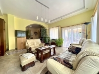 Tahitótfalu Family House 12